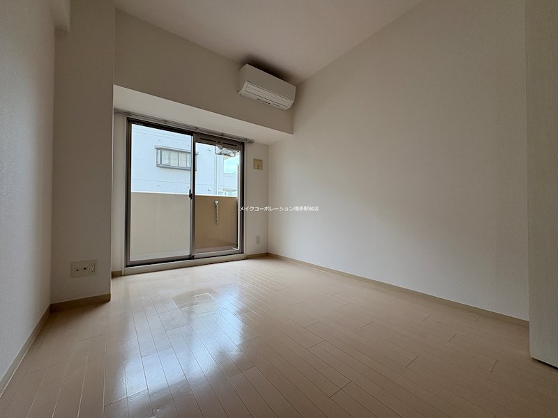 エステムコート博多祇園ツインタワーファーストステージ リビング