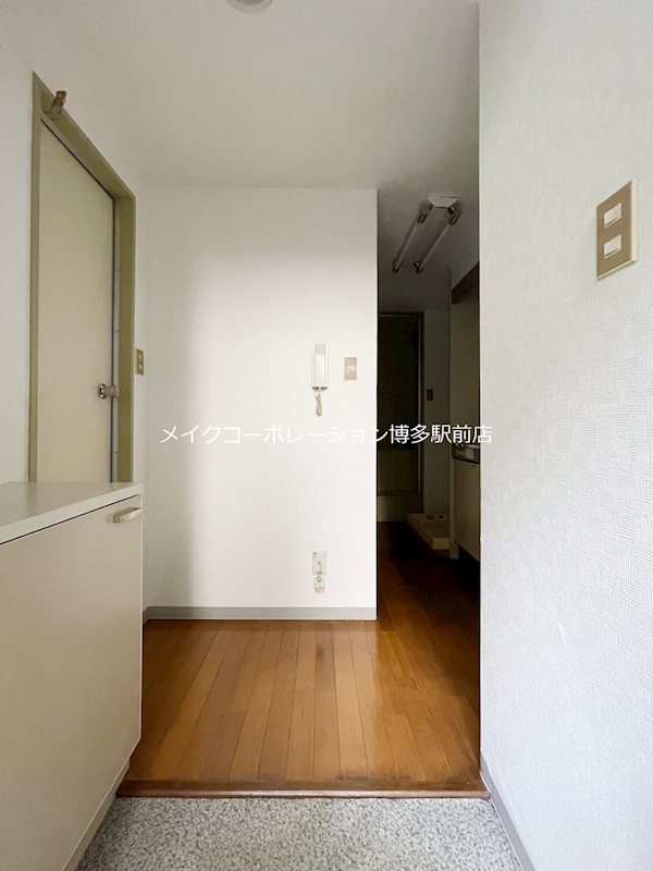 フラワーマンション（清水） 玄関
