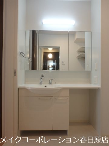 写真は同型タイプ D-room天神山 その他3