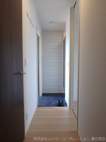 写真は同型タイプ D-room天神山 玄関