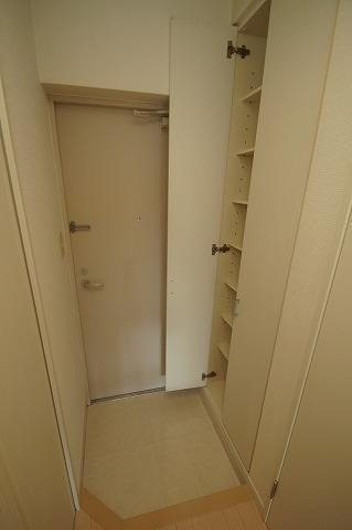 レキシントンスクエア白金  玄関