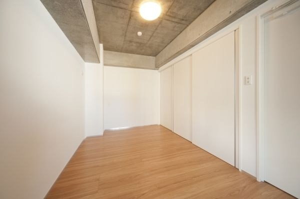 CASE BLDG(ケイスビル) ベッドルーム
