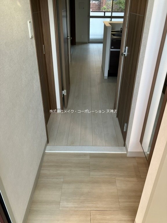 アイ･ウエスト高宮 玄関