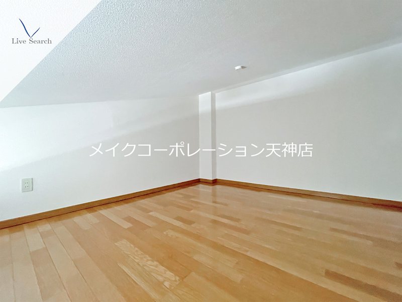 フラワーマンション ベッドルーム
