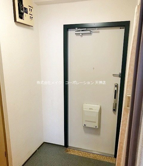 東峰マンション西公園 玄関