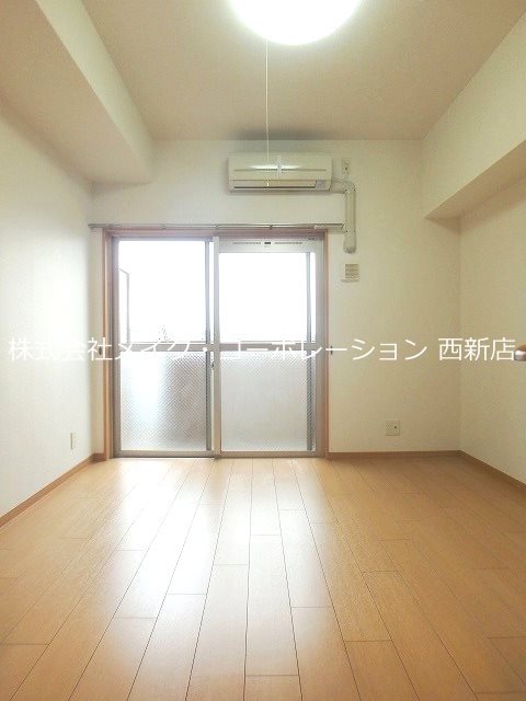 ベッドルーム レブリアント賀茂 ベッドルーム