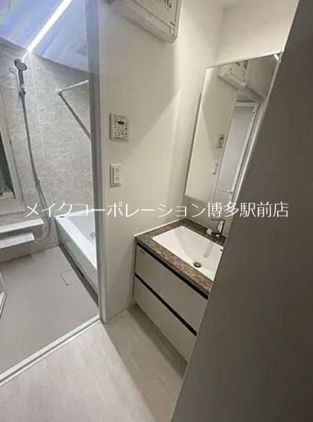 ※別部屋写真使用フローリングカラー現状優先 ネストピア福岡空港駅前 その他10