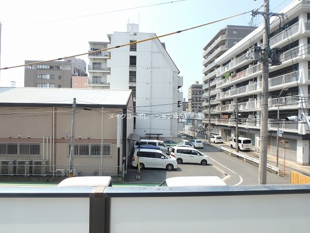 ※写真は棟内別部屋参考写真 エトゥール山王公園 ベランダ
