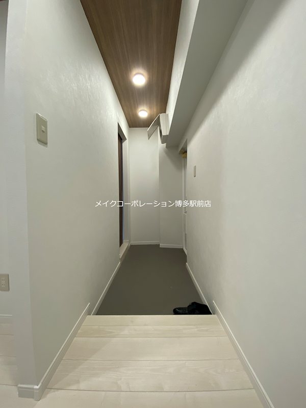 皐月マンション那の川 玄関