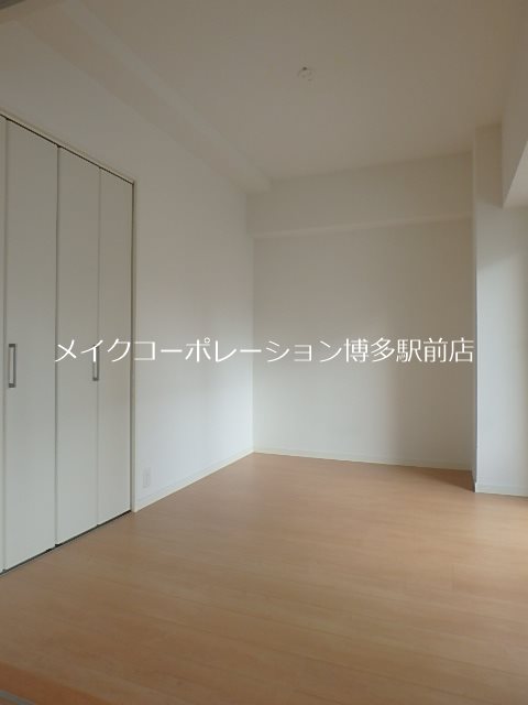 ルッシェ渡辺通 ベッドルーム