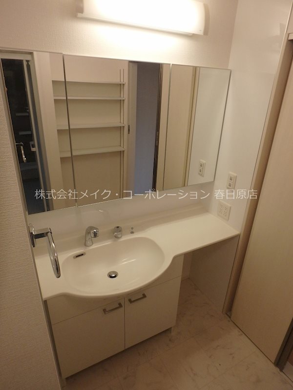 写真は同型タイプ アウリィ その他3