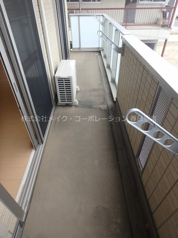 写真は同型タイプ アウリィ ベランダ