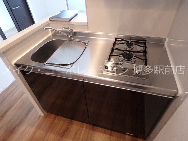 同物件別部屋引用です♪ トラストレジデンス博多駅南 キッチン