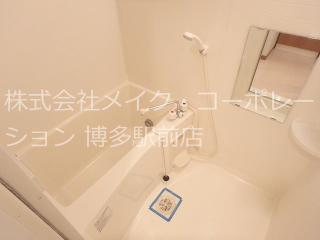 バス コンフォート博多 風呂画像