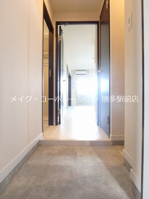 玄関 ルホソ山王 玄関
