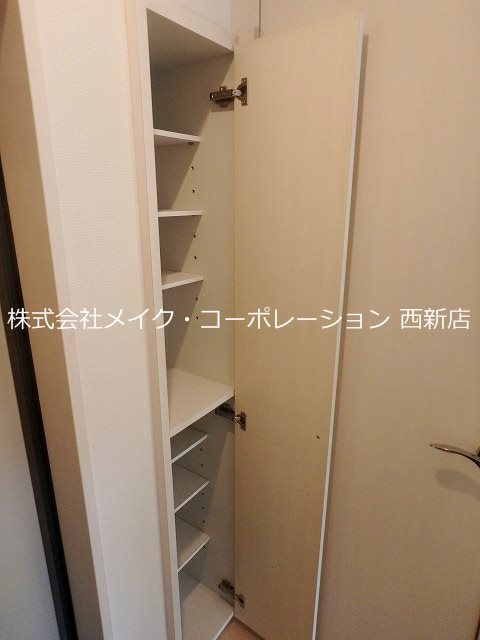 玄関 ピュアドームグラビス大濠 玄関