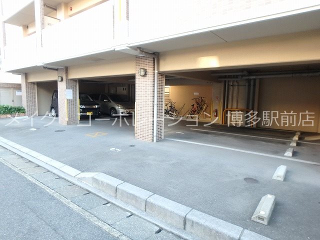 駐車場 グレイスフルマンション比恵南 その他12