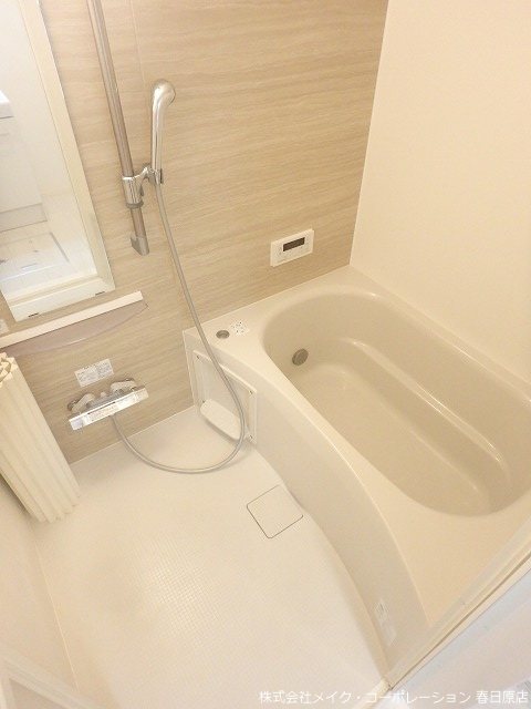 写真は同型タイプ メゾン'Q' 風呂画像