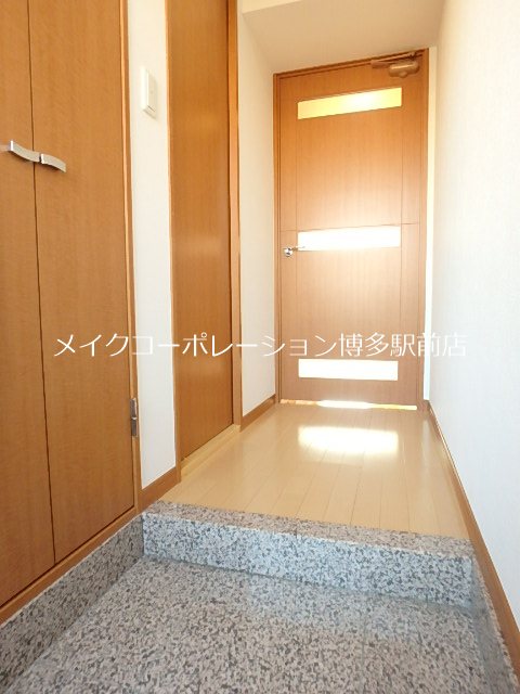 ※入居中の為別部屋写真使用現状優先 アソシアグロッツォ博多 玄関