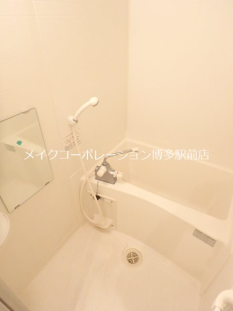 ジャスティス駅東 風呂画像