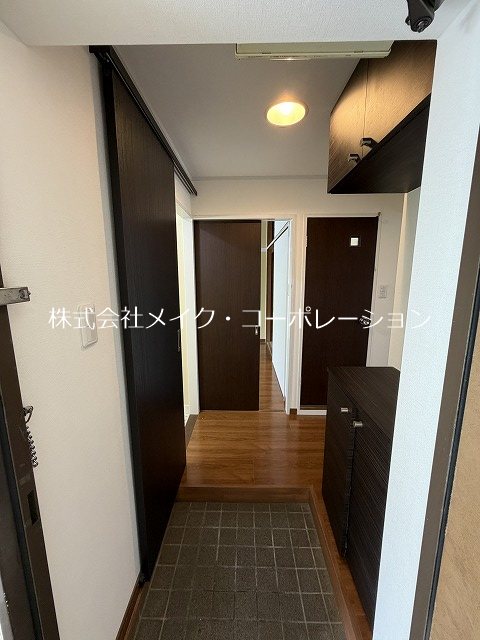 グレイシャス室見 玄関