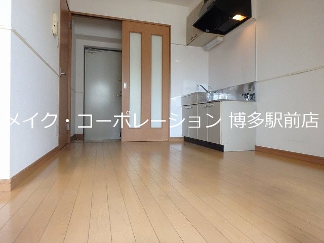 レージュ千代 リビング