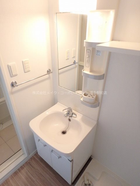 同物件・別部屋の写真です。 エンクレスト吉塚駅前Ⅱ その他1