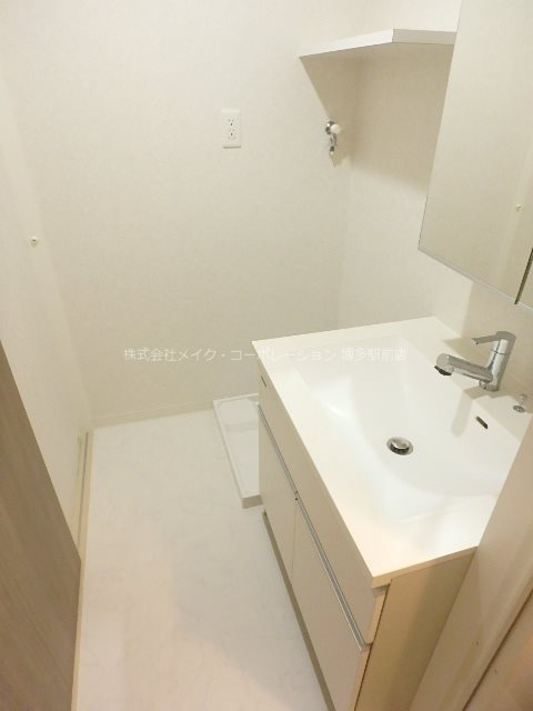 洗面所 ネストピア博多駅前Ⅲ その他8