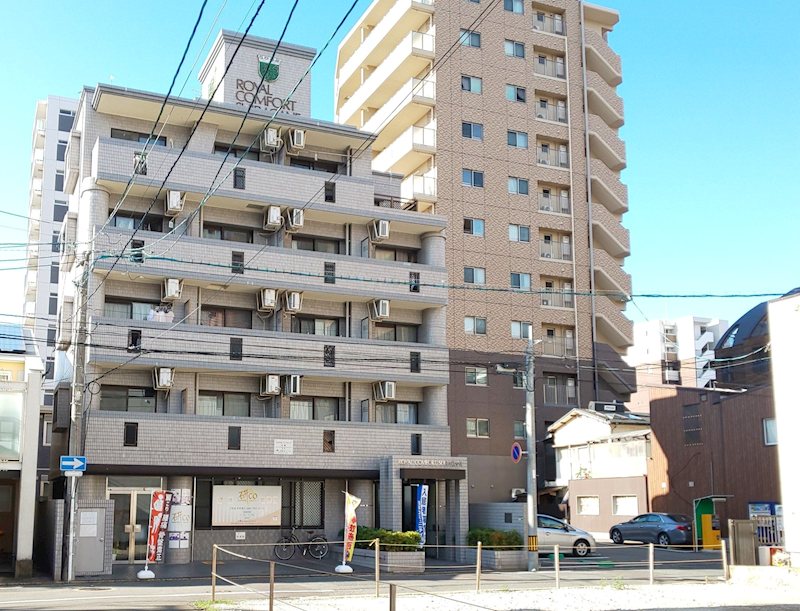 ロイヤルコンフォート白金 外観