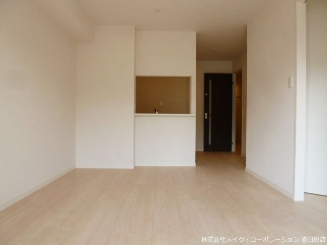 カームネス弥生 リビング