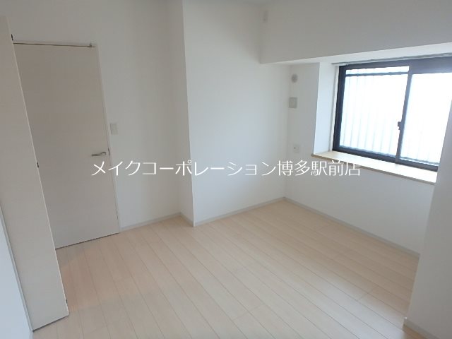 ※別部屋写真使用現状優先 ラ・メール港 ベッドルーム