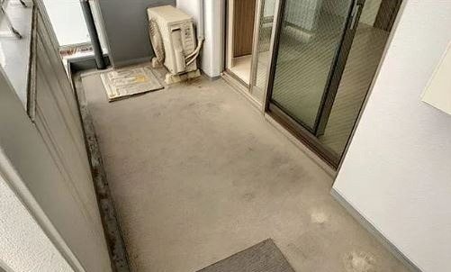 す。 サニークレスト渡辺通 ベランダ