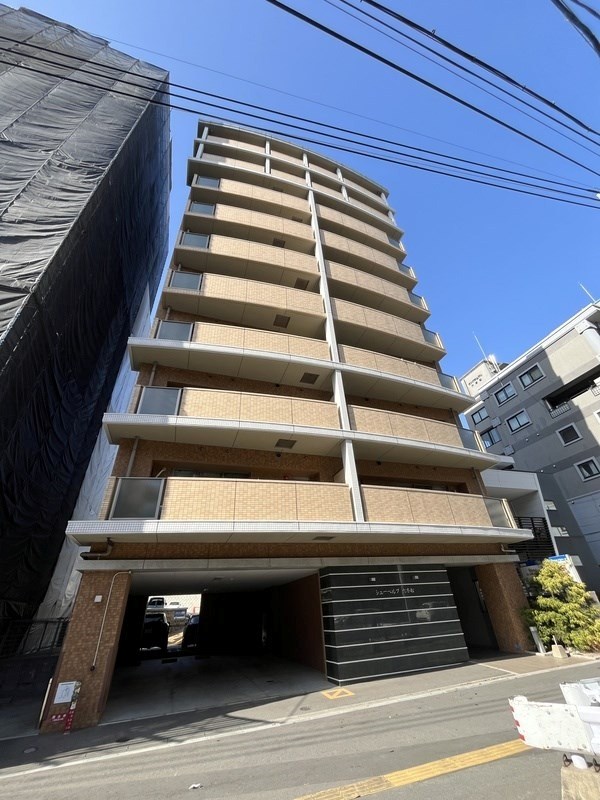 シューベルブ六本松 外観
