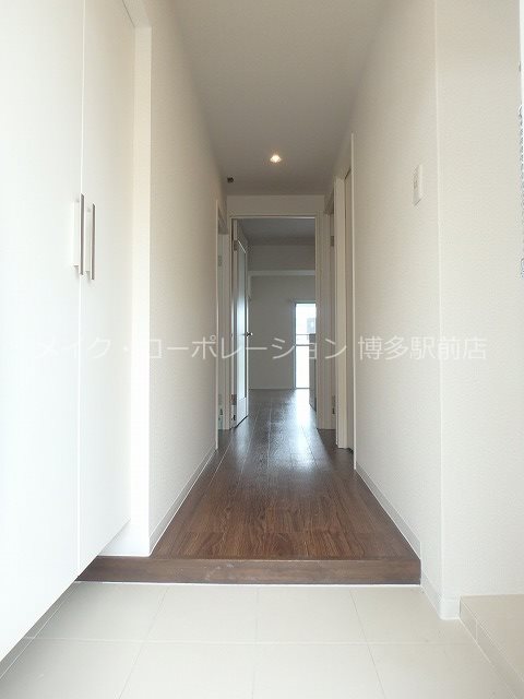 玄関 サニーガーデン 玄関