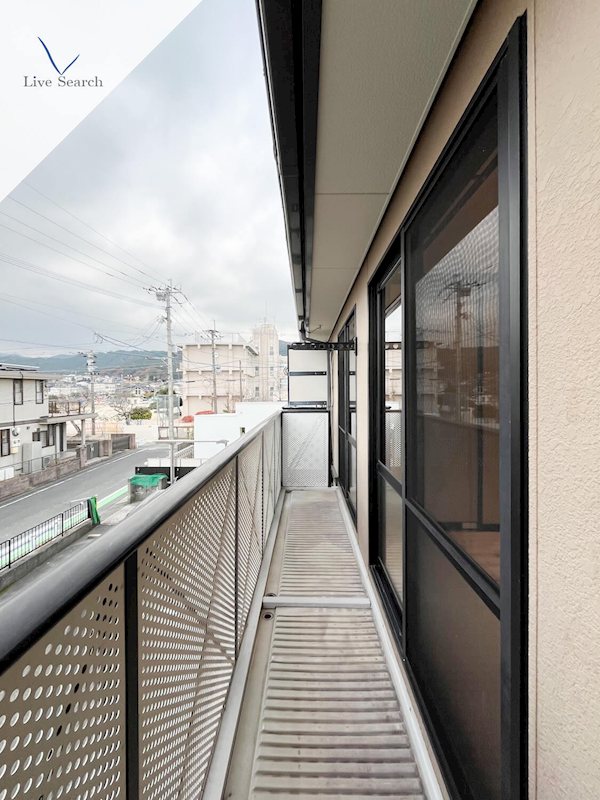 写真は同型タイプ ヴェルデ那珂川 ベランダ
