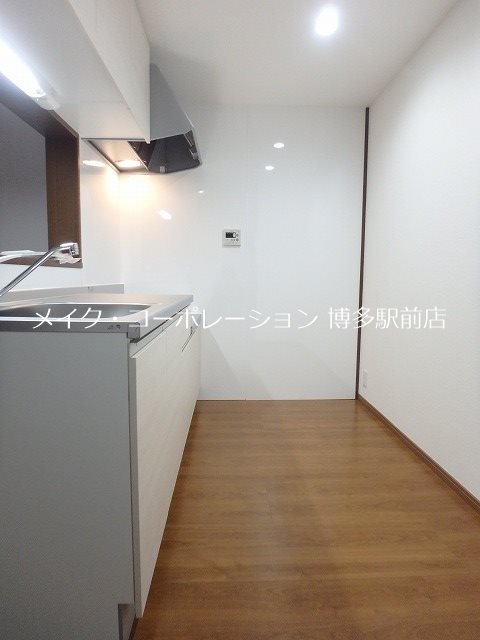 ※写真は棟内別部屋参考写真 カワイアーバンビルⅡ キッチン