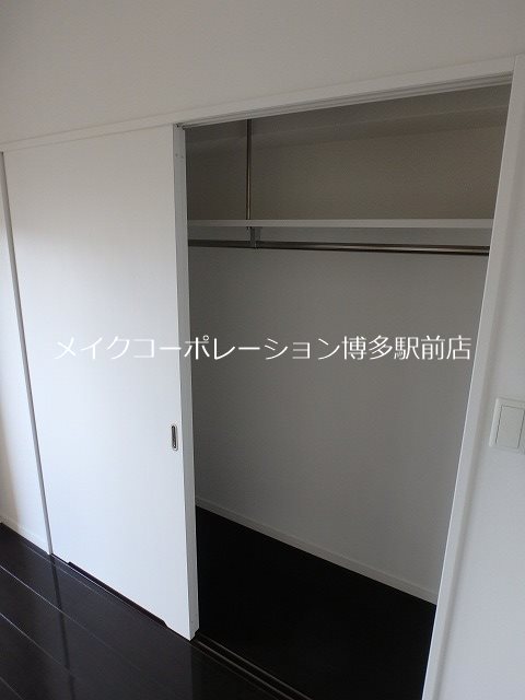 ※別部屋写真参考(フローリング白色) ラファセ美野島 その他3