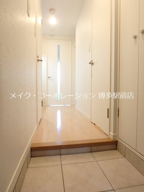 エンクレスト御供所 玄関