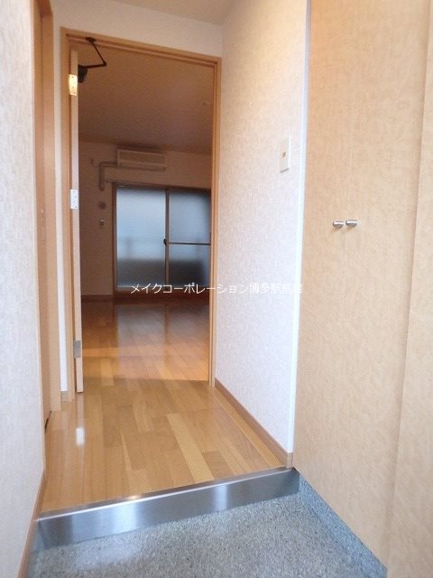 ラフィーネ博多駅前 玄関