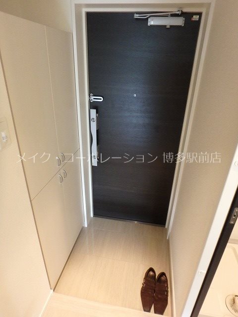 ロールベール博多駅前 玄関