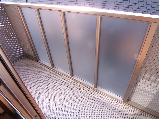 写真は同型タイプ ルミナス ベランダ