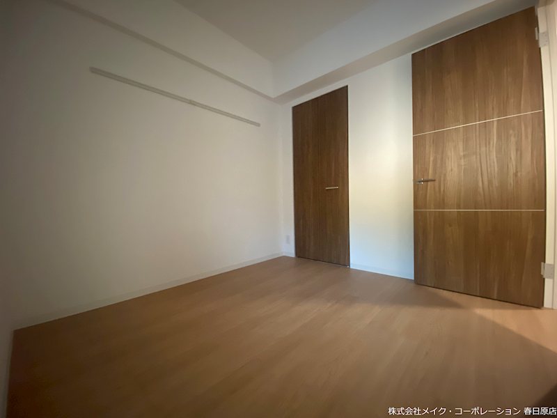 写真は同型タイプ エルグランド博多の杜 ベッドルーム