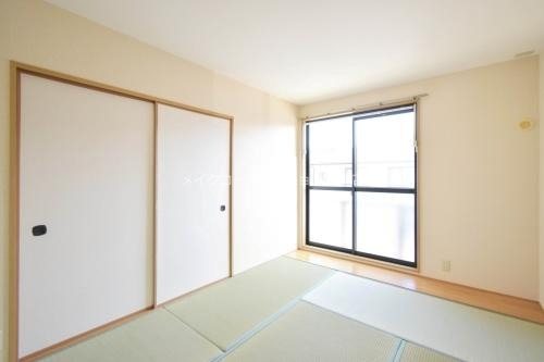 ティアラ大橋南A棟 ベッドルーム