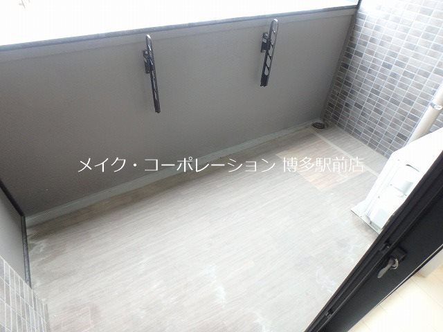 ヴィラージュ県庁前参番館 ベランダ