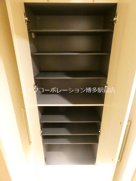玄関 エンブレイス博多駅南 その他14