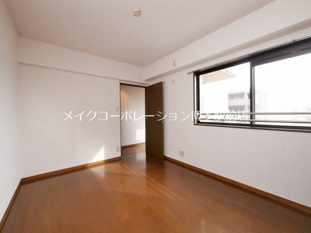 ベッドルーム ハイライズ鳥飼 ベッドルーム