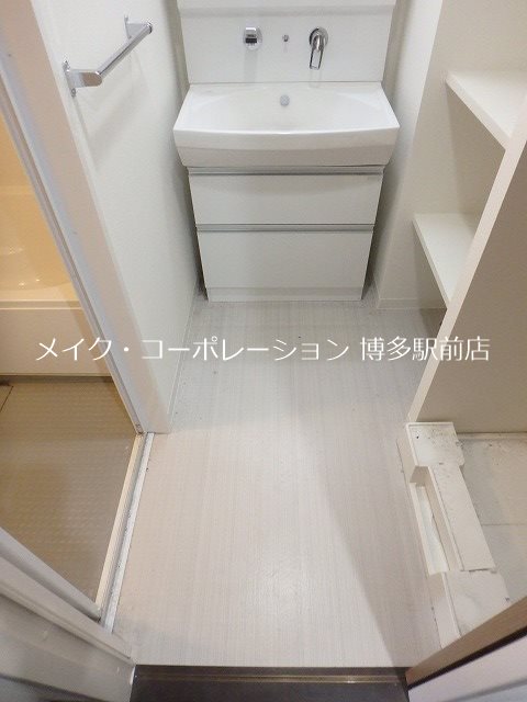 同物件、別部屋の写真です。 フロッソダリア博多駅前 その他12