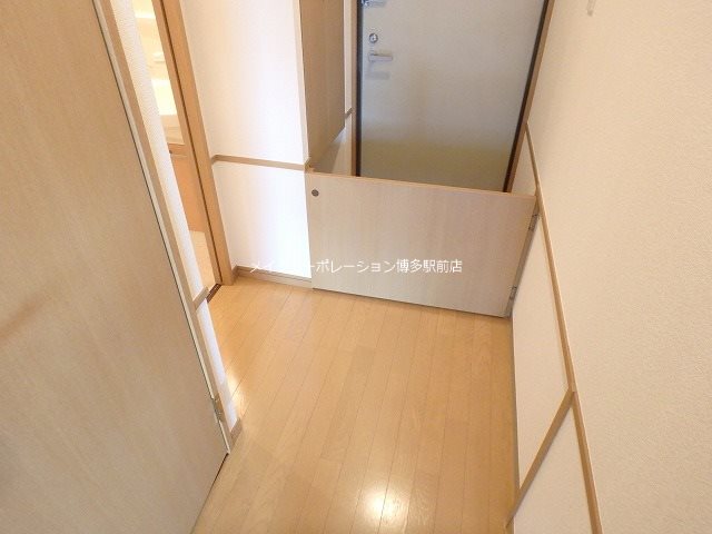 玄関 カマラード吉塚 玄関