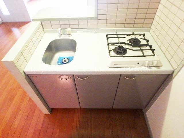 アヴァンセ那の川 キッチン