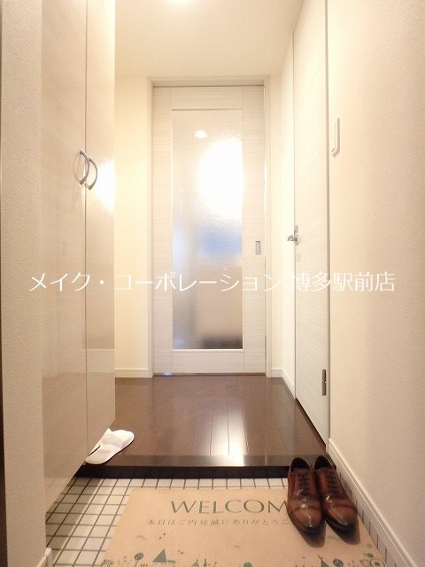 写真は同物件、同間取りの写真です。 ソリエーヴォ県庁前 玄関